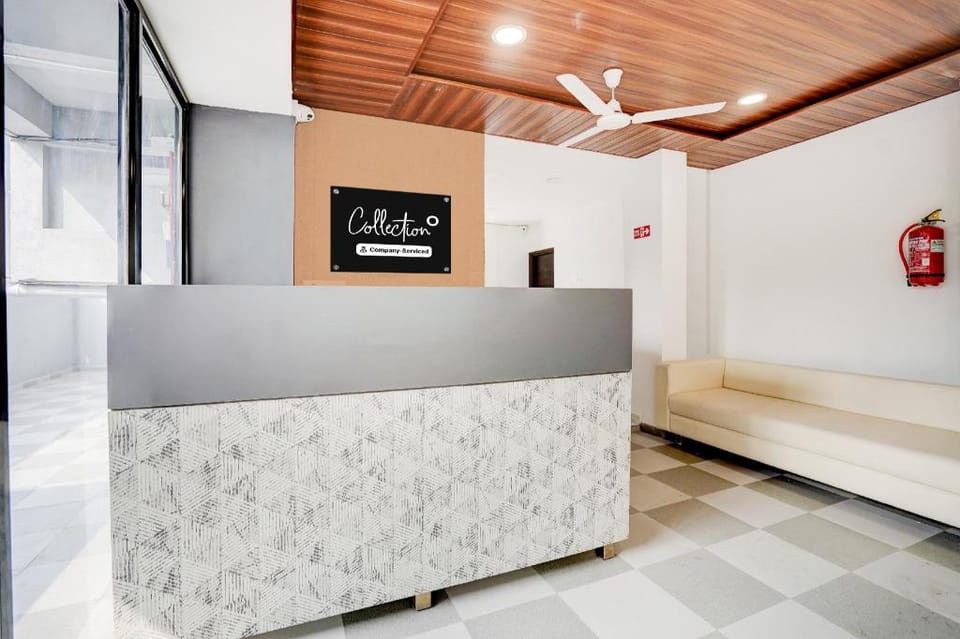 Super Collection O Omkar Nagar Nagpur Hotel in Maharashtra