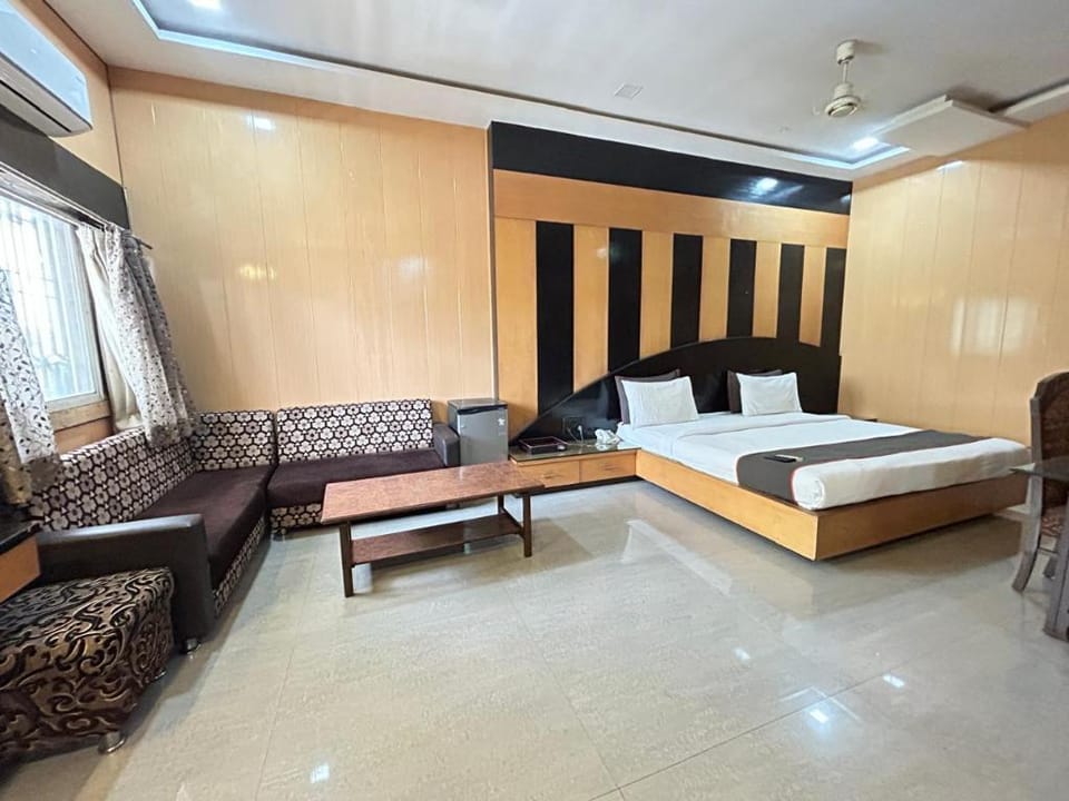 SwagStay Hotel Rahul Palace Nagpur Hotel in Maharashtra