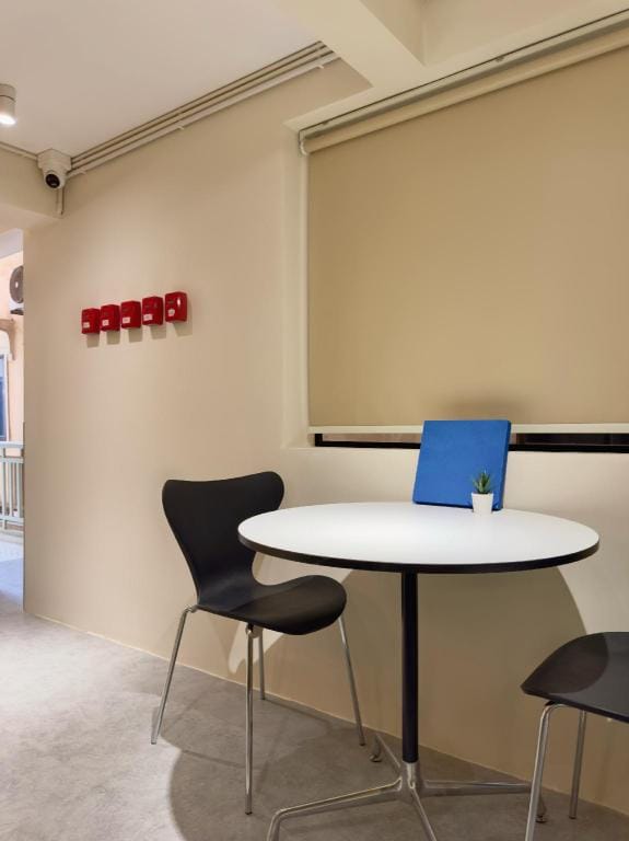 Somran - city center designer’s space Apartment in Phnom Penh Province
