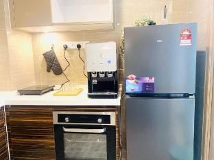 RF03 Family Suite Seaview L43A 15pax R&F Mall CIQ Vacation rental in Johor Bahru