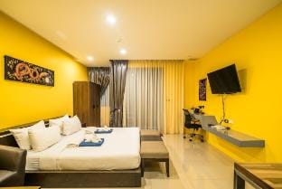 Budget friendly studio at Emerald Terrace 112a Vacation rental in Patong