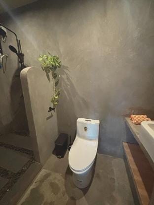 Coconut Home - Room 1 Vacation rental in General Luna