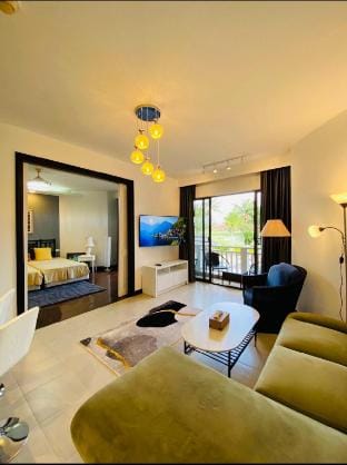 Allamanda 2 Laguna  golf course stylish  apartment Vacation rental in Choeng Thale