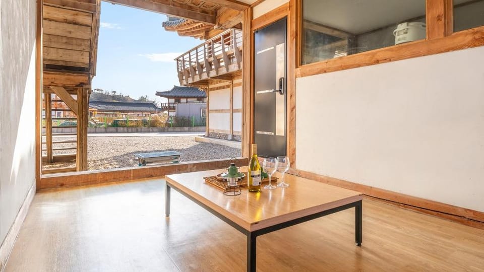 Gyeongju Aratteul Hanok  Pet Pension Bed and Breakfast in South Korea