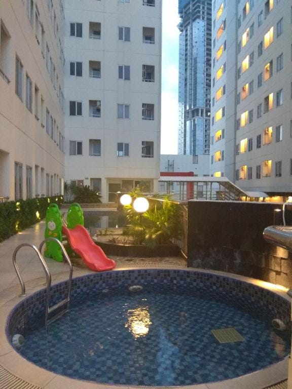 Nice apartment in mid town Surabaya Apartment in Surabaya