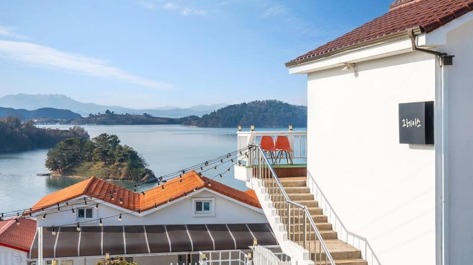 Yeosu Grace Family Pension Bed and Breakfast in South Korea