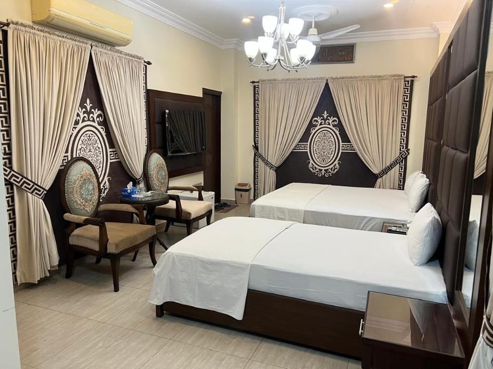 The Guest House. Hotel in Karachi