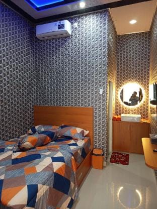 KING'S GUEST HOUSE Apartment in East Java