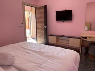 2 Bedroom Pool Villa Apartment in Chalong
