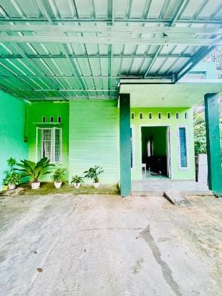 Naya Homestay Family Apartment in Indonesia