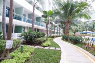 Azure Staycation by Xiao Long Apartment in Paranaque
