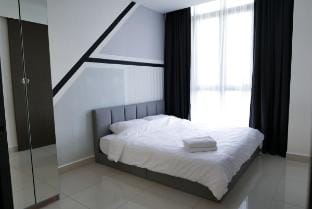Ara Damansara | Subang Airport | WiFi | Netflix Apartment in Petaling Jaya