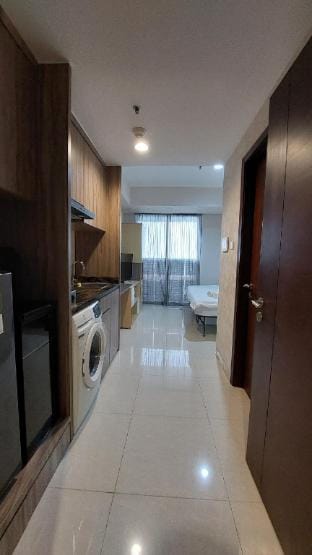 Homey & Lovely Studio Apt West Vista | The Crest Vacation rental in Jakarta