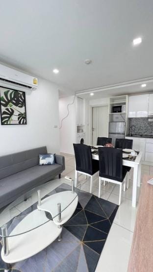 1-Bedroom Siam Oriental Plaza Apartment in Pattaya City