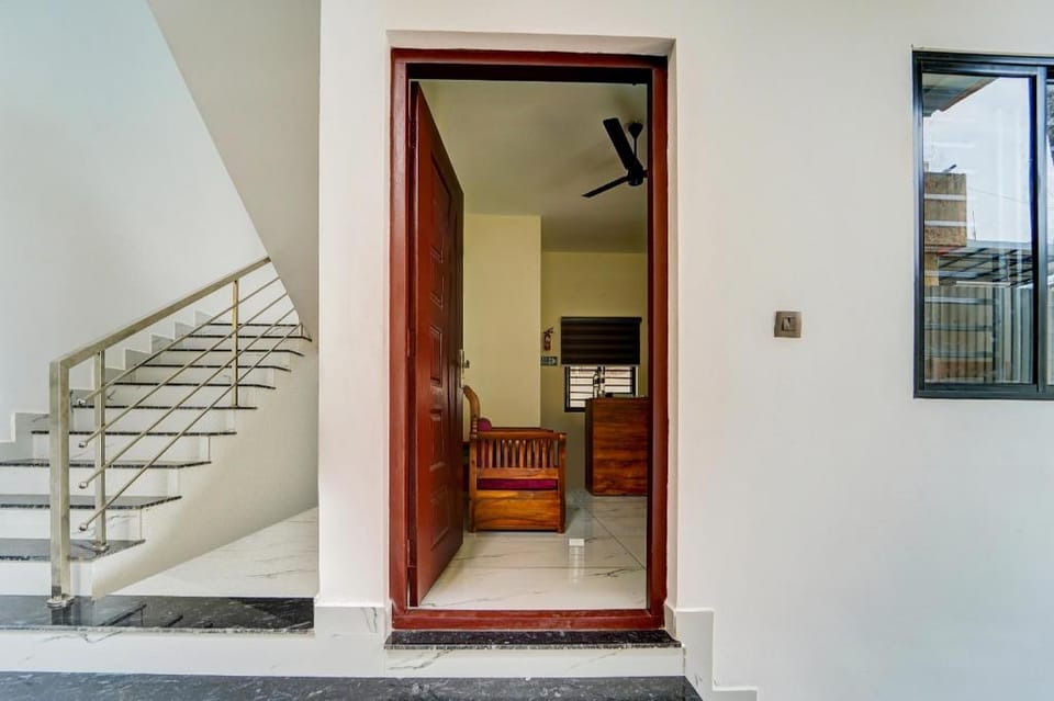 Super Hotel O HMT Colony Kochi Formerly Pullans Arcade Hotel in Kochi