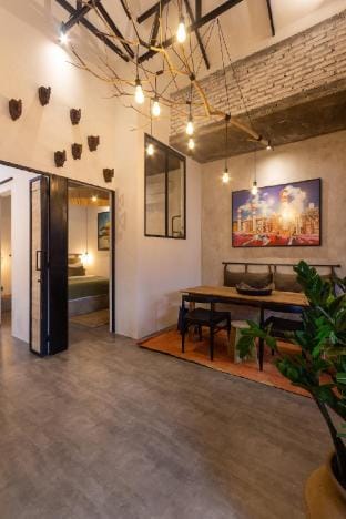 Officina Villa in North Kuta