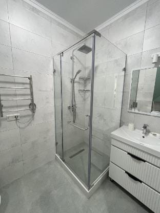 Beautiful apartment across from Mega Mall Apartment in Almaty