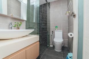 Macrolink Medini Lumine Stay 2BR 4ax Balcony Apartment in Johor