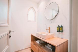 Lombard 101 Vacation rental in Marseille