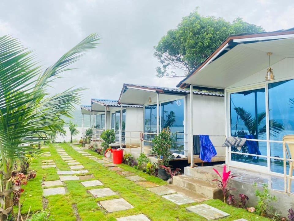 Flavours Camping And Cottages Pawana Lake Hotel in Maharashtra