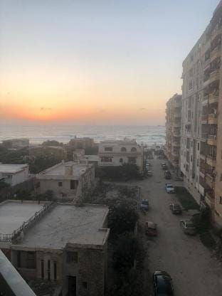 2BR/2BA Apt w/Beach View*PetFriendly*100m to Beach Apartment in Alexandria Governorate