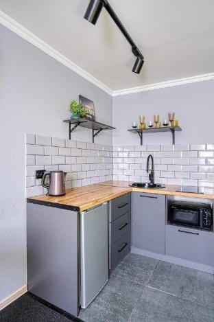 A95/7 - Cozy & Quiet Getaway Apartment in Almaty