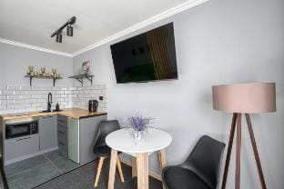 A95/3 - Cozy & Quiet Getaway Apartment in Almaty