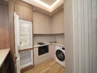 Cozy 1-Bedroom Apartment next to Seasons Park Apartment in Yerevan