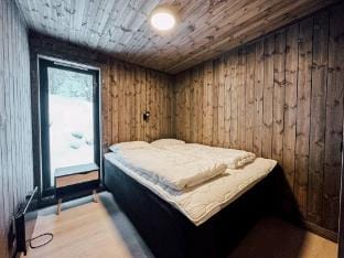 Modern Mountain Cabin - Sauna - 5 Bedrooms - Sleeps 10 Vacation rental in Viken, Norway