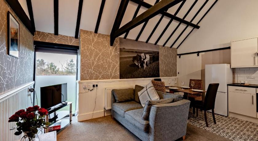 Dale View Cottages Hotel in England