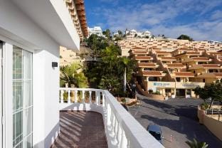 Panoramic Villa Siam with private swimming pool Vacation rental in Costa Adeje