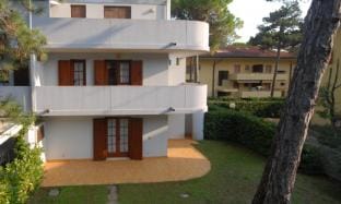 Relaxing flat located in a quiet area - Beahost Apartment in Lignano Sabbiadoro