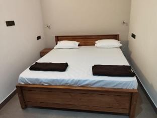 Kubera Heritage Inn -
k2&3 ( Temple facing rooms) Apartment in Thiruvananthapuram