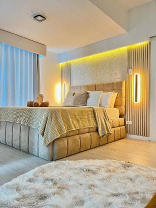 Azure North Victoria Suite 1BR Room+Big Balcony Vacation rental in Calabarzon