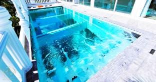 STARLAND Luxury Pool Villa Pattaya Walking Street Villa in Pattaya City