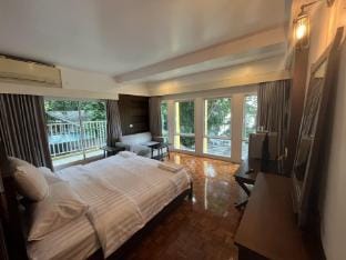  The Ocean private beach  Apartment in Pattaya City