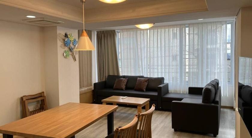 K-95 Square Meters 7 Minutes Walk from Station with Elevator Large Balcony Stylish 2LDK Free Wi-Fi Apartment in Japan