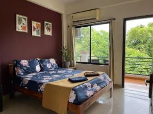 C1 ff2 : 1bhk with pool in Vagator by Tanash Homes Apartment in Goa, India