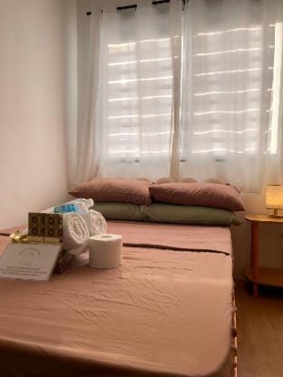 Cozy condo near Mactan Airport! - Free Wifi! Vacation rental in Lapu-Lapu City
