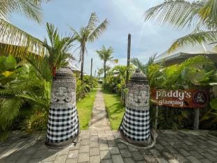Paddy's Glamping Luxury tent in Mengwi