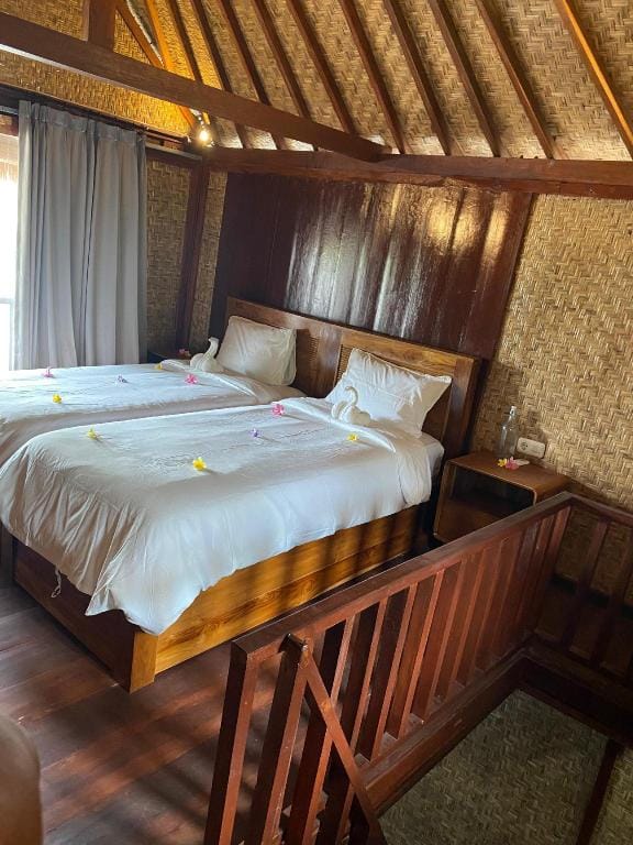 Q'Pelagos Sunset Bungalow Hotel in Pemenang