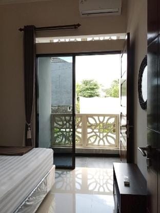 Villa Puspita Syariah 12 Villa in Batu