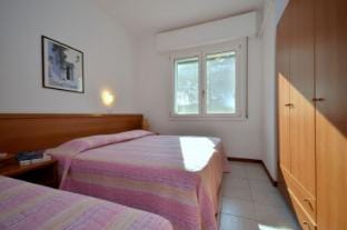 Newly renovated apartment with terrace and shared swimming pool Apartment in Lignano Sabbiadoro