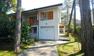 Spacious villa near the beach of Lignano Villa in Lignano Sabbiadoro