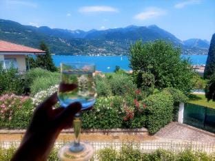 Spacious villa over two floors, amazing view and private garden for 10 guests Villa in Lake Garda