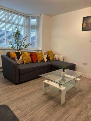 The Ideal Home 3-Bedroom for Groups & Contractors Vacation rental in Birmingham