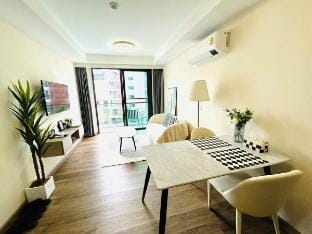 The One ChiangMai 1B1B Condo E, next to Chiang Mai Apartment in Chiang Mai