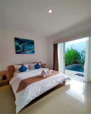 Bluna Villa Seminyak - 2 BR Private Pool Villa Villa in North Kuta