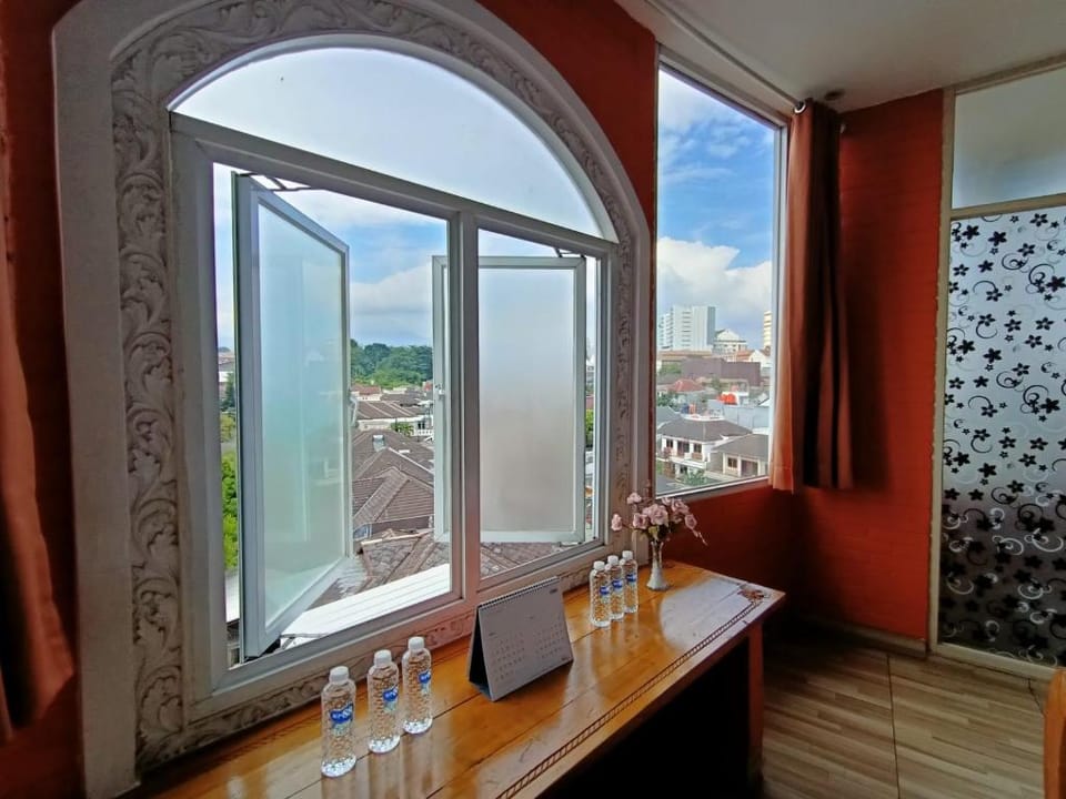 Java Retro Suites Bed and Breakfast in Bandung