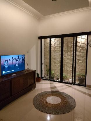 ANS Holiday Home 3- bedroom perfect for family Villa in Special Region of Yogyakarta